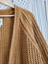 Load image into Gallery viewer, Mustard Chunky Cardi (S)
