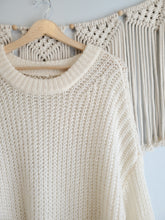 Load image into Gallery viewer, AE Cream Oversized Sweater (L)

