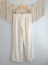 Load image into Gallery viewer, High Rise Linen Pants (M)
