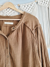 Load image into Gallery viewer, Free People Olive Gauze Top (XS)
