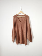 Load image into Gallery viewer, AE Chestnut Slouchy Sweater (XL)
