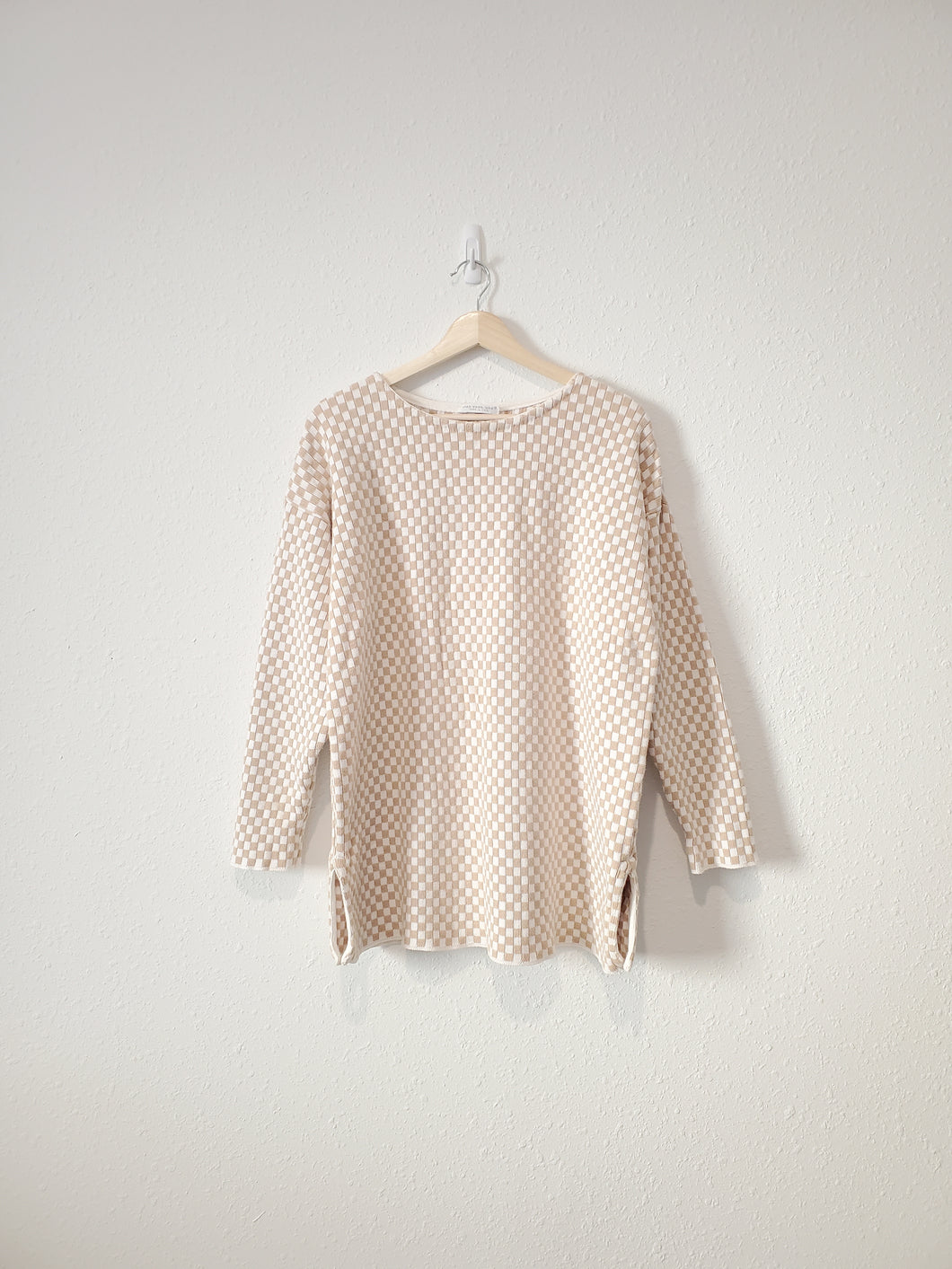 Vintage Neutral Gingham Sweater (S-XL)
