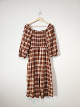Load image into Gallery viewer, NEW Checkered Midi Dress (S)
