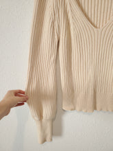 Load image into Gallery viewer, Astr Ribbed Puff Sleeve Sweater (L)
