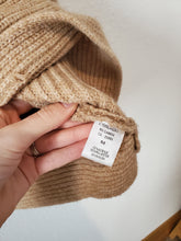 Load image into Gallery viewer, Brown Collared Sweater (M)
