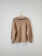 Load image into Gallery viewer, Brown Collared Sweater (M)
