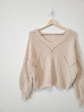 Load image into Gallery viewer, Chunky Cropped Sweater (S)
