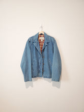Load image into Gallery viewer, Vintage Eddie Bauer Denim Jacket (L)
