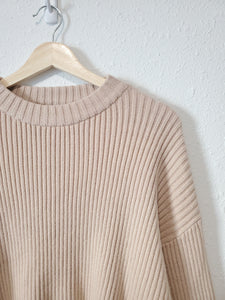Neutral Ribbed Sweater (S/M)