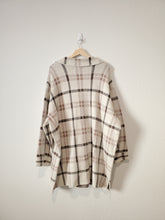 Load image into Gallery viewer, Checkered Button Up Shacket (2X)
