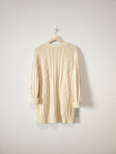 Load image into Gallery viewer, Cream Cable Knit Cardigan (L)
