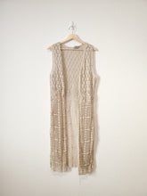 Load image into Gallery viewer, Vintage Crochet Duster (L)
