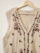 Load image into Gallery viewer, Vintage Embroidered Sweater Vest (XL)
