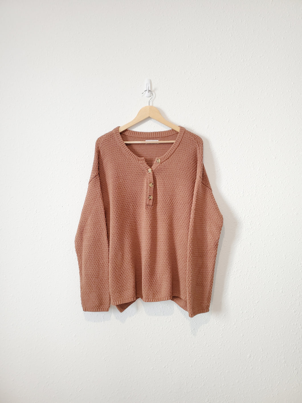 Brown Waffle Henley Sweater (M)