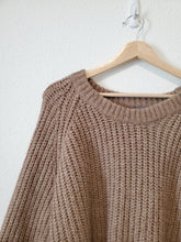 Load image into Gallery viewer, Brown Chunky Knit Sweater (M/L)
