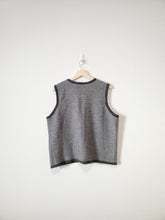 Load image into Gallery viewer, Vintage Floral Sweater Vest (L)
