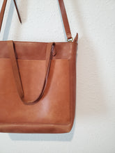 Load image into Gallery viewer, Madewell Zip-Top Medium Transport Tote
