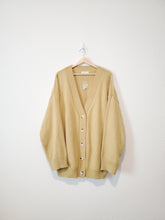 Load image into Gallery viewer, Emory Park Oversized Cardigan (M)
