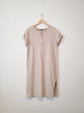 Load image into Gallery viewer, Oat Henley Midi Dress (L)
