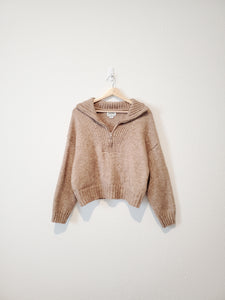 AE Quarter Zip Crop Sweater (XL)