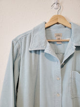 Load image into Gallery viewer, Vintage LL Bean Corduroy Button Up (L)
