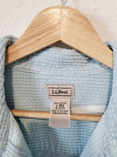 Load image into Gallery viewer, Vintage LL Bean Corduroy Button Up (L)
