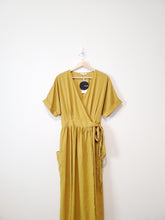 Load image into Gallery viewer, NEW Mustard Linen Midi Dress (L)
