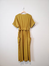 Load image into Gallery viewer, NEW Mustard Linen Midi Dress (L)

