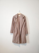 Load image into Gallery viewer, Long Sherpa Jacket (XS)
