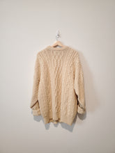 Load image into Gallery viewer, Vintage Chunky Wool Sweater (XL)
