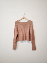 Load image into Gallery viewer, Ribbed Crop Sweater (L)
