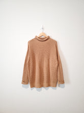 Load image into Gallery viewer, AE Oversized Knit Sweater (XS/S)
