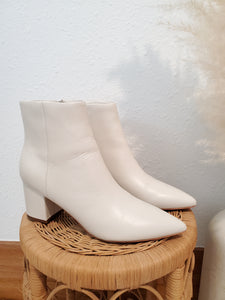 Marc Fisher White Booties (8.5)