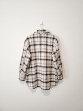 Load image into Gallery viewer, Oversized Plaid Shacket (M)

