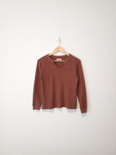 Load image into Gallery viewer, Madewell Chocolate Waffle Top (XS)
