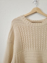 Load image into Gallery viewer, Boutique Textured Sweater (L)
