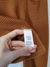 Load image into Gallery viewer, Lulus Rust Puff Sleeve Top (S)
