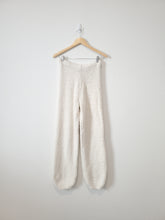 Load image into Gallery viewer, Skims Cozy Boucle Joggers (S/M)
