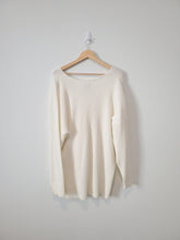Load image into Gallery viewer, A&amp;F Cozy Ribbed Sweater (XL)
