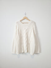 Load image into Gallery viewer, Chunky Cable Knit Sweater (XXL)
