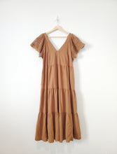 Load image into Gallery viewer, Brown Tiered Maxi Dress (M)
