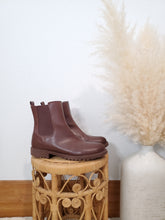 Load image into Gallery viewer, Loft Brown Chelsea Boots (10)
