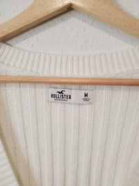 Cable Knit Crop Sweater (M)