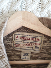 Load image into Gallery viewer, Vintage Wool Fairisle Sweater (M)
