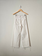 Load image into Gallery viewer, Zara White Marine Straight Pants (2)
