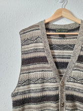 Load image into Gallery viewer, Vintage Knit Sweater Vest (LT)
