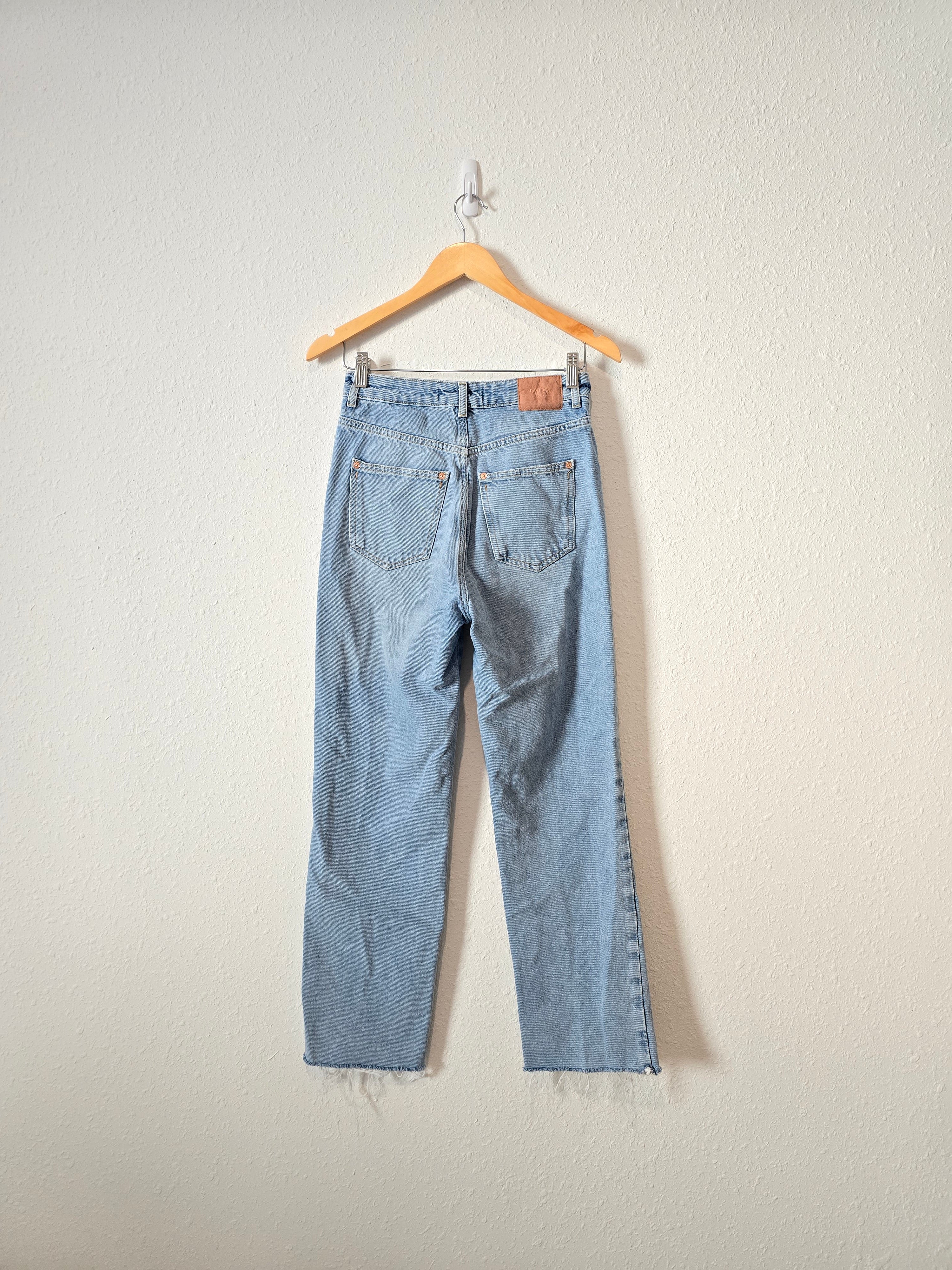 Zara Relaxed Straight Jeans (2)