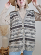 Load image into Gallery viewer, Vintage Knit Sweater Vest (LT)
