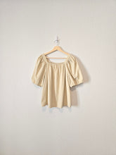 Load image into Gallery viewer, Cord Puff Sleeve Top (S)
