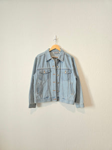 Vintage Light Wash Denim Jacket (M)